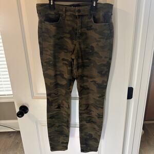 Women’s Gap Camo Khaki Skinny Pant Size 6/28 Legging Skimmer Denim
